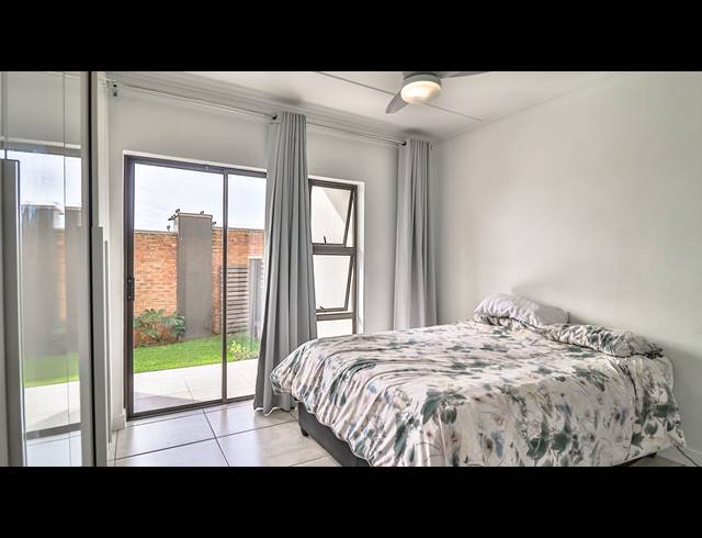 3 BEDROOM APARTMENT FOR SALE IN IZINGA ESTATE